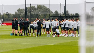 ليفربول يستعد للموسم الجديد تحت الأمطار (فيديو)