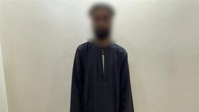 الداخلية تكشف ملابسات فيديو سرقة متعلقات كبار السن من مسجد بأسيوط وضبط المتهم