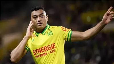 قنبلة كروية، وكيل مصطفى محمد في القاهرة لإتمام صفقة الأهلي وبيراميدز يتدخل بقوة (فيديو)