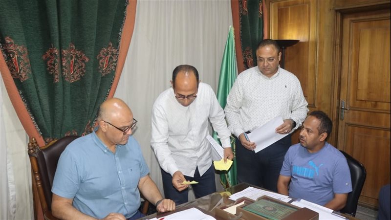 محافظ القليوبية خلال