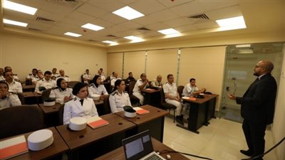 الداخلية تنظم دورتين تدريبيتين لتعزيز ثقافة حقوق الإنسان لدى الكوادر الأمنية