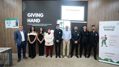 طلاب مصر للمعلوماتية يصممون منصة رقمية لإدارة التبرعات الغذائية للفنادق والمطاعم والسوبرماركت