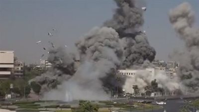 روسيا اليوم: الغارات الإسرائيلية دمرت مبنى هيئة الأركان السورية بالكامل