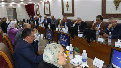 تفاصيل فعاليات اليوم الثالث من برنامج تأهيل نواب رؤساء الجامعات