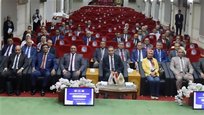 فعاليات اليوم الثاني للبرنامج التدريبي للمرشحين لمنصب نائب رئيس جامعة (صور) 