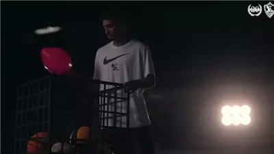 قدم ورأس ذهبيين، أهداف أحمد شريف مهاجم الزمالك الجديد بالدوري الممتاز (فيديو)