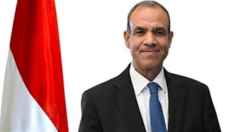 الدكتور بدر عبد العاطى