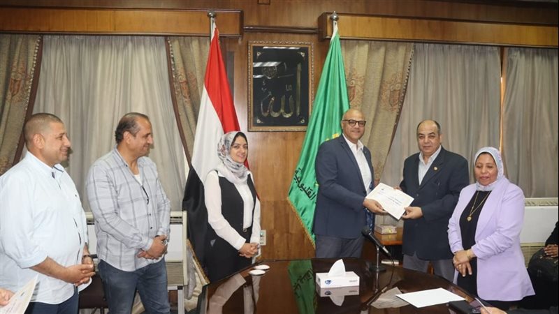 تكريم مشرفي بعثة
