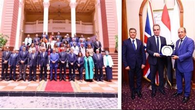 الجامعة البريطانية في مصر تنظم أول مائدة مستديرة حول إعلام الخدمة العامة