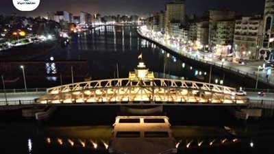 تطوير كوبري دمياط المعدني بوسط المدينة (صور)