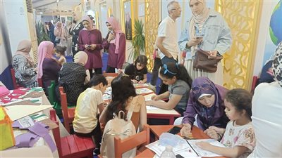 استمرار زيارات طلاب منطقة الإسكندرية الأزهرية لجناح المشيخة بمعرض الكتاب