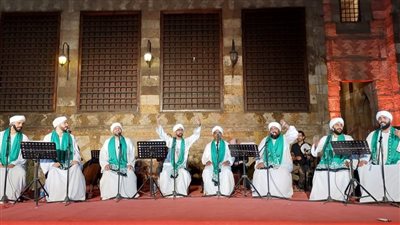فرقة الحضرة تشدو بالأناشيد والمدائح النبوية في قبة الغوري غدا