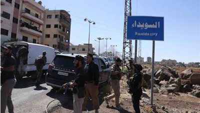 اشتباكات بين مجموعات تابعة للعشائر العربية وفصائل درزية في السويداء