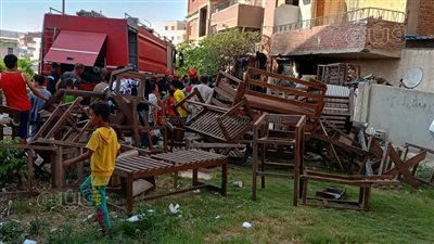 حريق هائل يلتهم مخزن أخشاب بالعاشر من رمضان، والحماية المدنية تتدخل قبل الكارثة