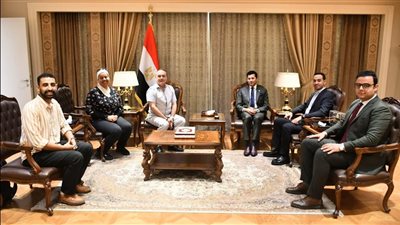 استعدادا لليوم العالمي للشباب، أشرف صبحي يلتقي ممثل صندوق الأمم المتحدة للسكان