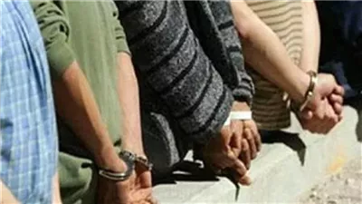 القبض على 3 أطفال أشعلوا النيران في آخر بكوم أمبو بعد مشاجرة أمام محطة وقود