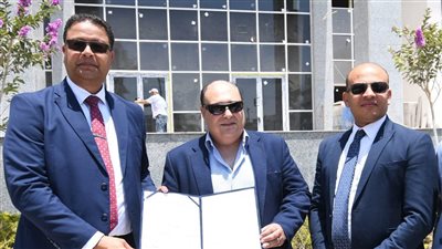 الإسكان تسلم 