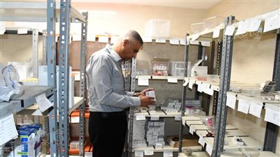 بسبب الأدوية المدرجة، تشكيل لجنة للمرور الميدانى على الصيدليات فى أسوان 