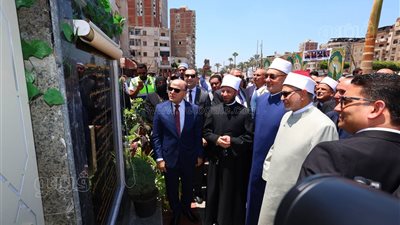وزير الأوقاف والمفتي يفتتحان المرحلة الأولى من تطوير ميدان وساحة المسجد الدسوقي 