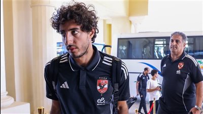 شاهد كواليس سفر بعثة الأهلي لتونس لخوض معسكر إعداد استعدادا للموسم الجديد