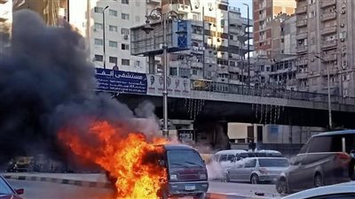 السيطرة على حريق بسيارة ملاكي بمنطقة 45 في الإسكندرية (فيديو)