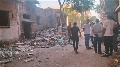 مسئولو حي شبرا عن العقار المنهار: أرسلنا أكثر من إنذار بالإخلاء للسكان ولم ينفذ