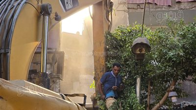 إزالة 10 حالات تعد على الأراضي الزراعية في قنا