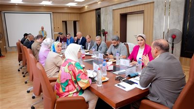  جامعة المنصورة الأهلية تناقش استعدادات العام الدراسي الجديد