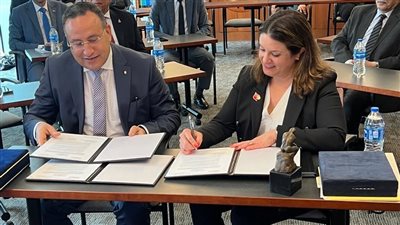 جامعة الإسكندرية توقع اتفاقية تفعيل برامج الماجستير لبناء جيل جديد من الباحثين