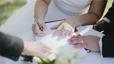 تفسير حلم كتب الكتاب فى المنام وعلاقته بحلول اليسر بعد العسر 