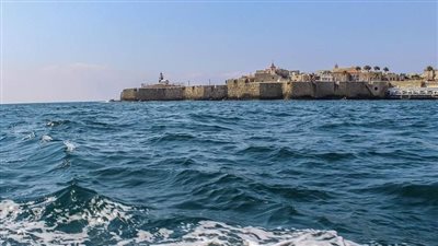  تحذير من سرعة الرياح على شواطئ البحرين الأحمر والمتوسط