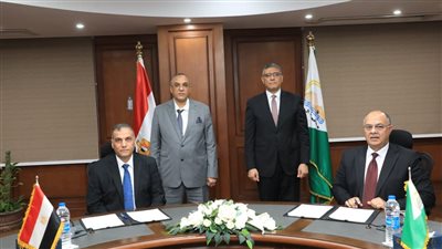 محافظ الجيزة يشهد توقيع بروتوكول لتوفير منافذ بيع لمبات الليد بأسعار مناسبة