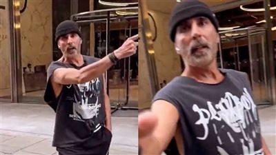  أكشاي كومار يتشاجر مع معجب ويمنعه من التصوير في لندن (فيديو)