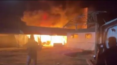 قصف إسرائيلي على جنوب دير البلح وسط قطاع غزة (فيديو)