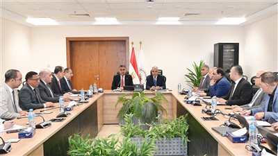 وزيرا الري والتموين يبحثان سبل تطوير مصانع إنتاج السكر وحماية الموارد المائية من التلوث 