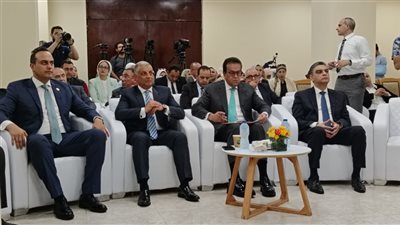 جولة موسعة للقيادات الصحية بالإسماعيلية لتفقد منشآت “الرعاية” 