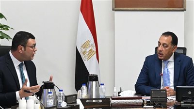 مدبولي يتابع موقف تقنين الأراضي المضافة للمدن الجديدة وطروحات الوحدات السكنية والأراضي