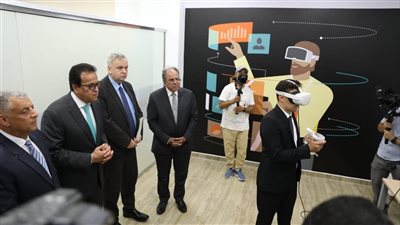 عبد الغفار يفتتح أول معمل محاكاة متطور بالمعهد الفني الصحي بالإسماعيلية (صور) 