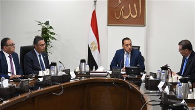 رئيس الوزراء يستعرض موقف توافر الأسمدة الزراعية ومنظومة حوكمة تداولها