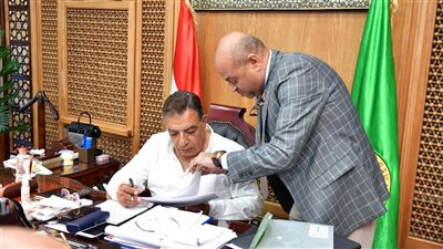 محافظ الدقهلية يعتمد حركة تنقلات مديري ووكلاء الإدارات التعليمية 