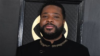 جرفه التيار وانتشلوه بعد فوات الأوان، مصرع الممثل مالكولم جمال وارنر بطل مسلسل 