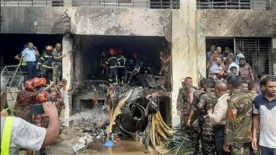 ارتفاع حصيلة ضحايا تحطم طائرة داخل مدرسة في بنجلاديش لـ 27 قتيلا
