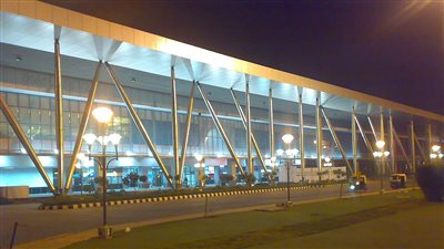 الشرطة الهندية: مطار بمدينة أحمد آباد يتلقى تهديدا إلكترونيا بوجود قنبلة