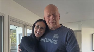 بروس ويليس يفقد القدرة على الكلام أو القراءة ويواجه صعوبة في المشي