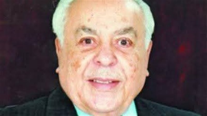 عبد القادر حاتم؛