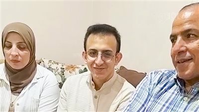 والد الأول علمي علوم بالثانوية العامة بالغربية: ابني تعب وثابر وكان لازم أفرحه برحلة عمرة (فيديو)