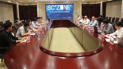 وفد اقتصادية قناة السويس يزور مقر كيبينج للزجاج ومصنع لينك آند كو للسيارات 