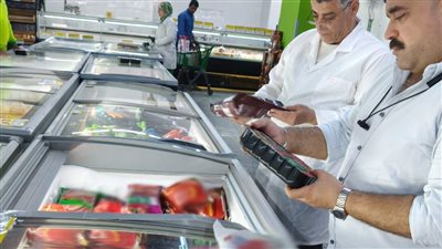 حملات تموينية لضبط الأسواق بالعاشر من رمضان 