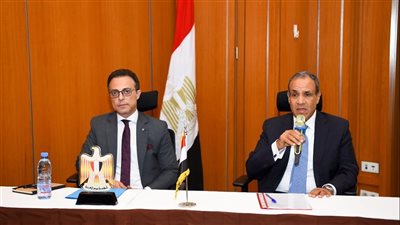 وزير الخارجية والهجرة يلتقي الجالية المصرية في مالي (صور)