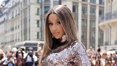 دعوى قضائية ضد كاردي بي بتهمة الاعتداء على سيدة